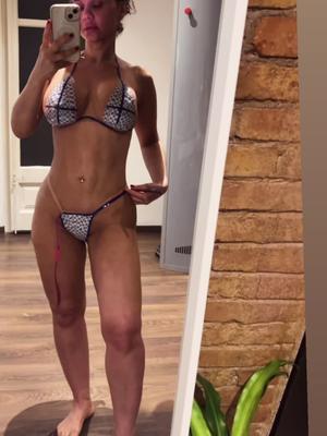 Daniela - Escort à Lausanne