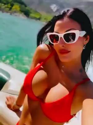 Daniela - Escort à Lausanne